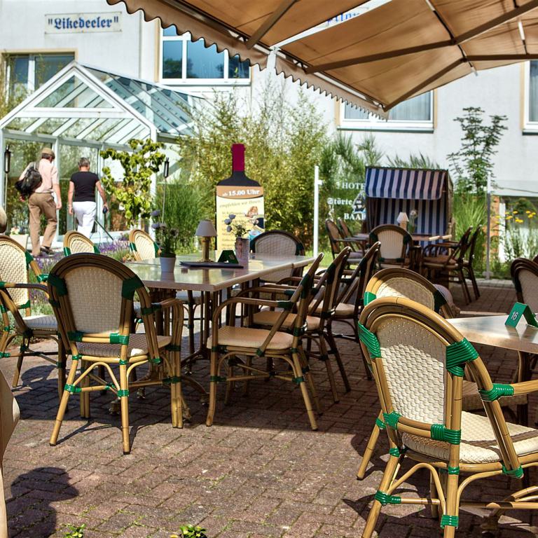 terrasse, café, restaurant, baabe, hotel, gartenmöbel, sonnenschirm