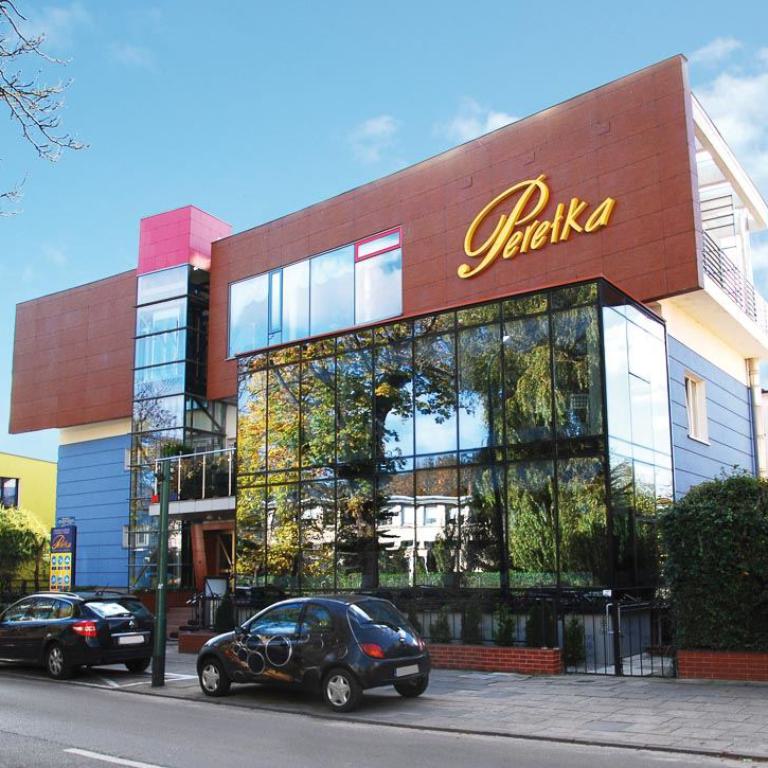 hotel, kolberg, perelka, außenansicht, unterkunft, urlaub, balkon, fassade, polen, seniorenreise