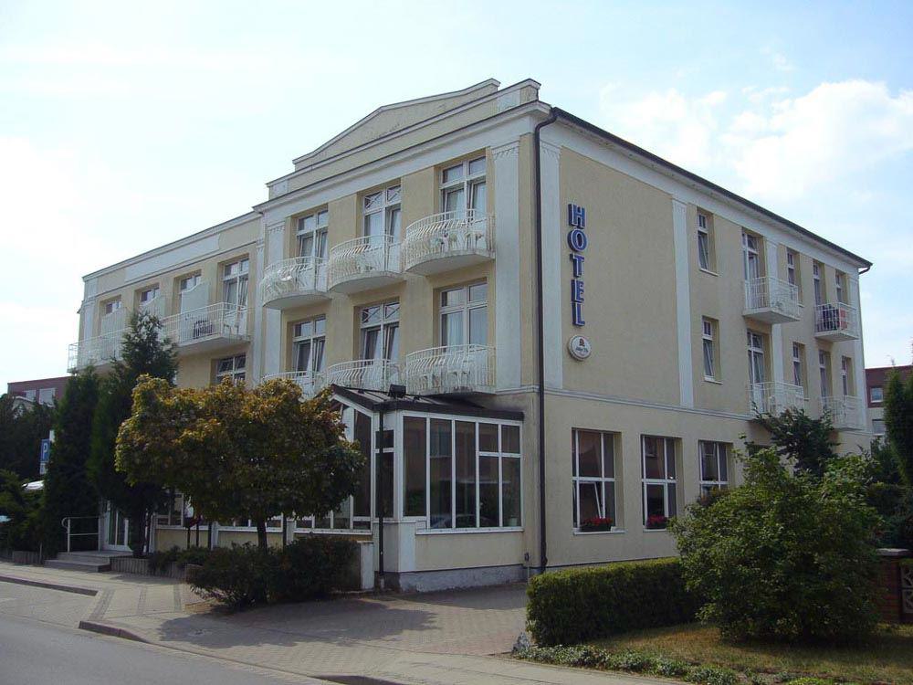 kühlungsborn, hotel, poseidon, außenansicht, fassade, ostsee, unterkunft, urlaub, balkon, seniorenreise