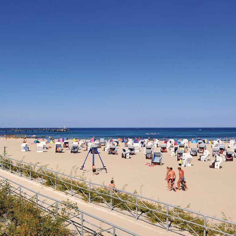 kühlungsborn, strand, ostsee, strandkörbe, meer, promenade, küste, urlaub, 